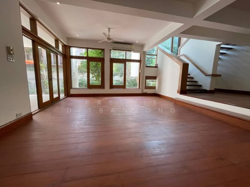 บ้าน 5-ห้องนอน, กรุงเทพ, คลองตัน, คลองเตย, กรุงเทพ, 550 ตร.ม., บ้านเดี่ยว ให้เช่า, โดย Pasupit Ditbanjong, 500299921 - DDproperty.com