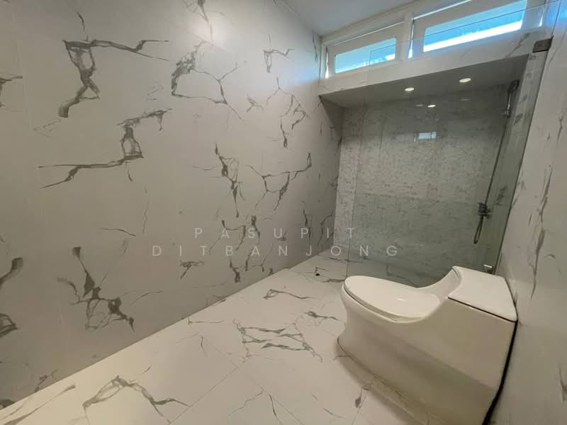 5-BR House, Bangkok, Khong Tan, Khlong Toei, Bangkok, 5 Bedrooms, 550 sqm, Single Detached House For Rent, by Pasupit Ditbanjong, 500299921 - DDproperty.com