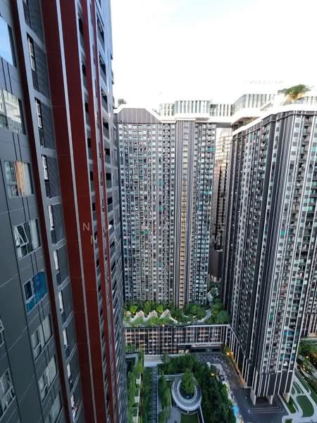 Life Asoke Hype, Bangkok, 339 Chaturathit Rd, Makkasan, Ratchathewi, Bangkok, 1 Bedroom, 26 sqm, Condo For Rent, by Nutnaree Nakkaew, 500299960 - DDproperty.com