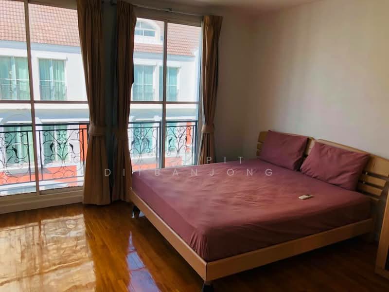 Baan Klang Krung Thonglor : บ้านกลางกรุงทองหล่อ, กรุงเทพ, 55 ซอยสุขุมวิท 55, คลองตันเหนือ, วัฒนา, กรุงเทพ, 350 ตร.ม., ทาวน์เฮ้าส์ ให้เช่า, โดย Pasupit Ditbanjong, 500299967 - DDproperty.com