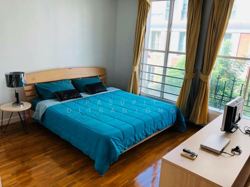 Baan Klang Krung Thonglor, Bangkok, 55 Soi Sukhumvit 55, Khlong Tan Nua, Watthana, Bangkok, 4 Bedrooms, 350 sqm, Townhouse For Rent, by Pasupit Ditbanjong, 500299967 - DDproperty.com