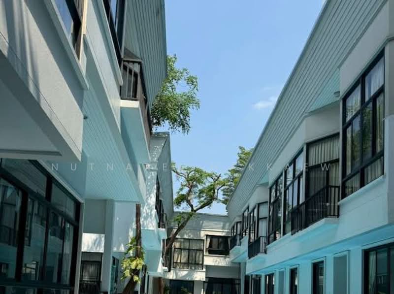 The Residences At Mandarin Oriental : เดอะ เรสซิเดนซ์ แอท แมนดาริน โอเรียนเต็ล, กรุงเทพ, 117 ถนนเจริญนคร, คลองต้นไทร, คลองสาน, กรุงเทพ, 112 ตร.ม., คอนโด ให้เช่า, โดย Nutnaree Nakkaew, 500299986 - DDproperty.com