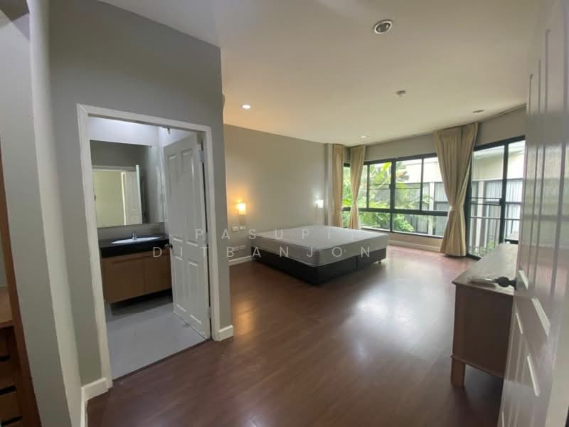 Veranda Ville, Bangkok, Soi Sukhumvit 38, Phra Kanong, Khlong Toei, Bangkok, 3 Bedrooms, 350 sqm, Single Detached House For Rent, by Pasupit Ditbanjong, 500299995 - DDproperty.com