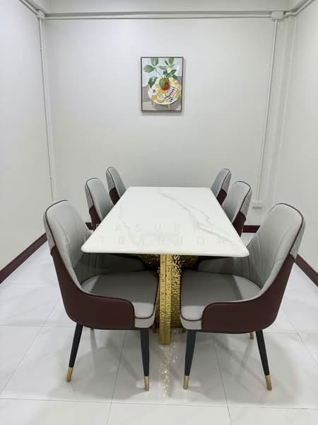 5-BR Townhouse, Bangkok, Huai Khwang, Huai Khwang, Bangkok, 5 Bedrooms, 232 sqm, Townhouse For Rent, by Pasupit Ditbanjong, 500300007 - DDproperty.com