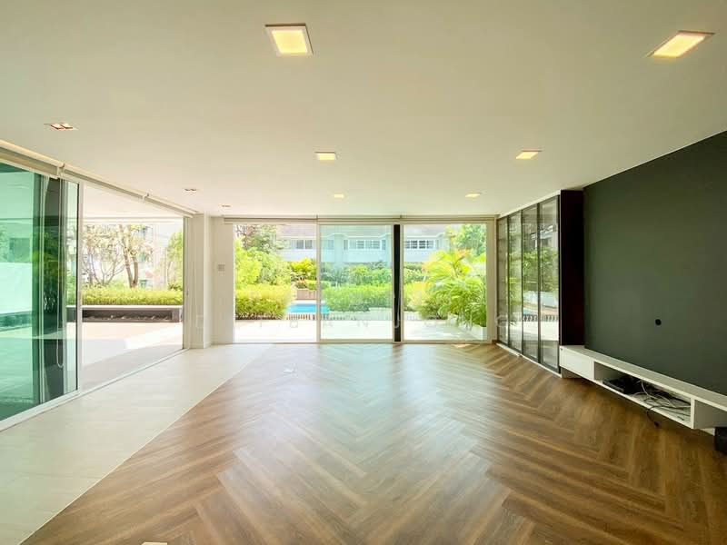 4-BR Townhouse, Bangkok, Khlong Tan Nua, Watthana, Bangkok, 4 Bedrooms, 650 sqm, Townhouse For Sale, by Pasupit Ditbanjong, 500300016 - DDproperty.com