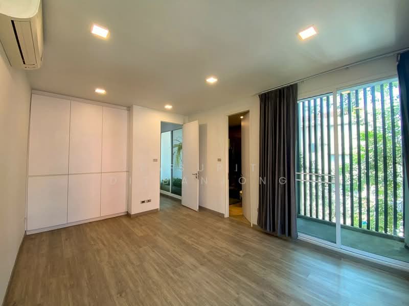 4-BR Townhouse, Bangkok, Khlong Tan Nua, Watthana, Bangkok, 4 Bedrooms, 650 sqm, Townhouse For Sale, by Pasupit Ditbanjong, 500300016 - DDproperty.com