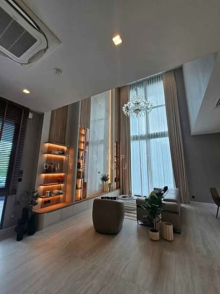 undefined, Bangkok, Praborommaharatchawang, Phra Nakhon, Bangkok, 5 Bedrooms, 690 sqm, Single Detached House For Rent, by Pasupit Ditbanjong, 500300032 - DDproperty.com