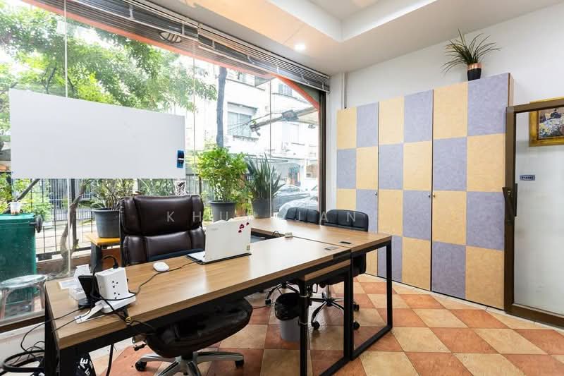 Commercial Building for Rent Near MRT Ladprao – 400 m (SPSJP339), Bangkok, ลาดพร้าว, Jom Phon, Chatuchak, Bangkok, , 680 sqm, Shophouse For Rent, by Khun Jane, 500300033 - DDproperty.com