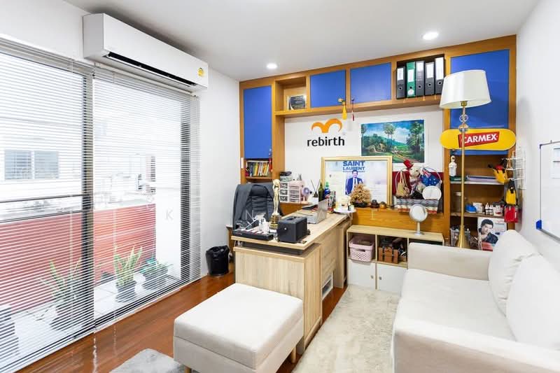Commercial Building for Rent Near MRT Ladprao – 400 m (SPSJP339), Bangkok, ลาดพร้าว, Jom Phon, Chatuchak, Bangkok, , 680 sqm, Shophouse For Rent, by Khun Jane, 500300033 - DDproperty.com