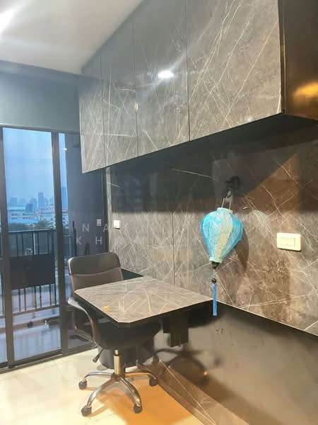The Base Park East Sukhumvit 77, Bangkok, 99 Soi Pridi Banomyong 2, Phra Kanong Nua, Watthana, Bangkok, 1 Bedroom, 30 sqm, Condo For Rent, by Natnicha Khamvilai, 500300065 - DDproperty.com