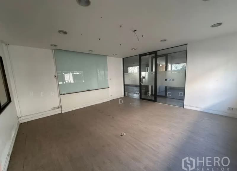 For Rent Warehouse in Thap Chang Bangkok near ARL Thap Chang BRE21012, กรุงเทพ, ทับช้าง, สะพานสูง, กรุงเทพ, 1,712 ตร.ม., โกดัง-โรงงาน ให้เช่า, โดย Hero Realtor Co., Ltd., 500300093 - DDproperty.com