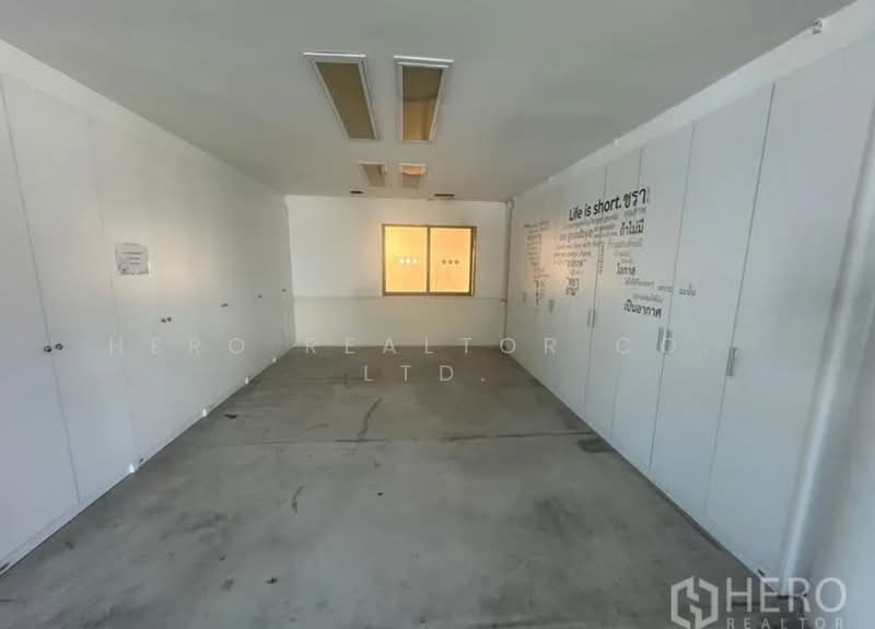 For Rent Warehouse in Thap Chang Bangkok near ARL Thap Chang BRE21012, กรุงเทพ, ทับช้าง, สะพานสูง, กรุงเทพ, 1,712 ตร.ม., โกดัง-โรงงาน ให้เช่า, โดย Hero Realtor Co., Ltd., 500300093 - DDproperty.com