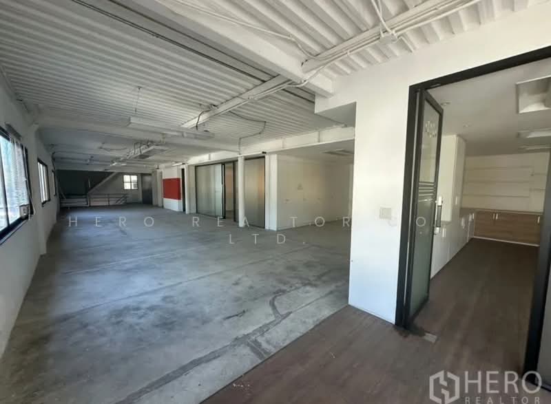 For Sale Warehouse 1,712 sqm in Thap Chang, Saphan Sung, Bangkok near ARL Thap Chang BR, Bangkok, Thap Chang, Saphan Sung, Bangkok, , 1,712 sqm, Warehouse/Factory For Rent, by Hero Realtor Co., Ltd., 500300093 - DDproperty.com