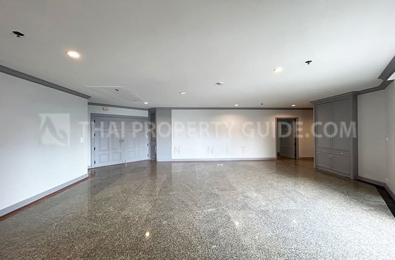 Ruamsuk Condominium, Bangkok, 12 Soi Athakravi, Khong Tan, Khlong Toei, Bangkok, 3 Bedrooms, 340 sqm, Condo For Rent, by Khun Nita, 500300136 - DDproperty.com