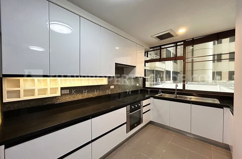 Ruamsuk Condominium, Bangkok, 12 Soi Athakravi, Khong Tan, Khlong Toei, Bangkok, 3 Bedrooms, 340 sqm, Condo For Rent, by Khun Nita, 500300136 - DDproperty.com