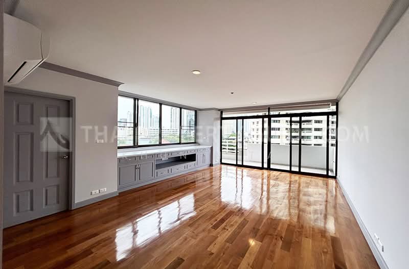 Ruamsuk Condominium, Bangkok, 12 Soi Athakravi, Khong Tan, Khlong Toei, Bangkok, 3 Bedrooms, 340 sqm, Condo For Rent, by Khun Nita, 500300136 - DDproperty.com