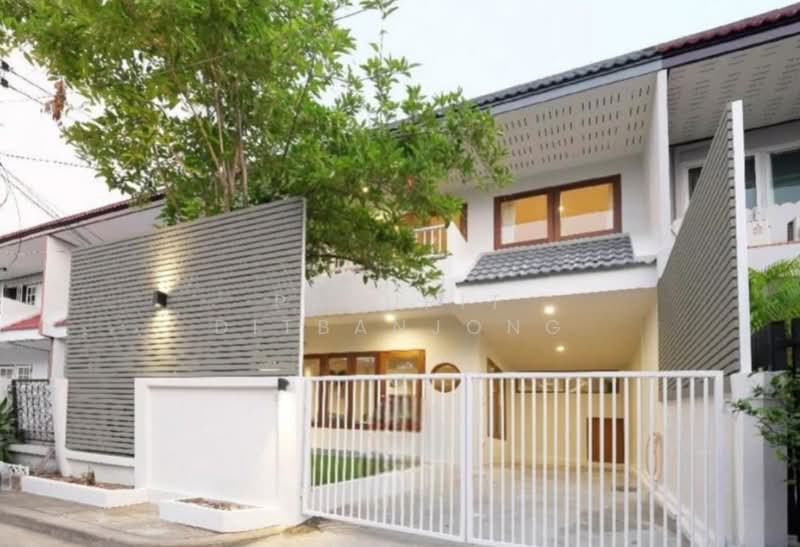 Khlong Tan Niwet Village, Bangkok, Khlong Tan Nuea, Watthana, Khlong Tan Nua, Watthana, Bangkok, 3 Bedrooms, 165 sqm, Townhouse For Rent, by Pasupit Ditbanjong, 500300146 - DDproperty.com