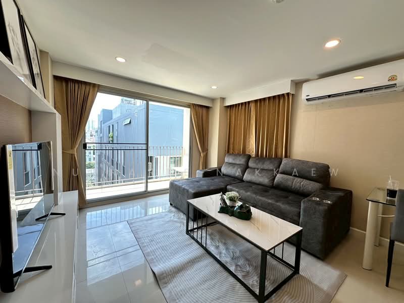 The Clover Thonglor Residence, Bangkok, Soi Sukhumvit 55, Khlong Tan Nua, Watthana, Bangkok, 2 Bedrooms, 78 sqm, Condo For Rent, by Nutnaree Nakkaew, 500300149 - DDproperty.com