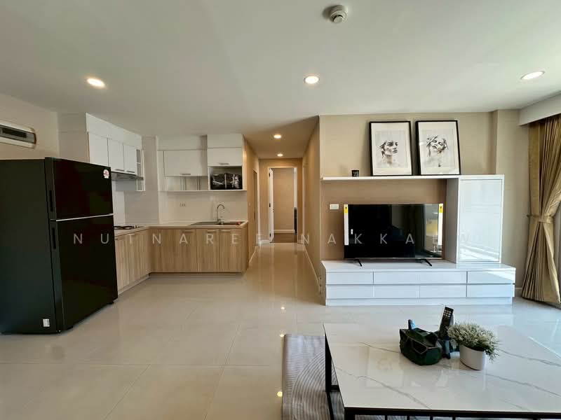 The Clover Thonglor Residence, Bangkok, Soi Sukhumvit 55, Khlong Tan Nua, Watthana, Bangkok, 2 Bedrooms, 78 sqm, Condo For Rent, by Nutnaree Nakkaew, 500300149 - DDproperty.com