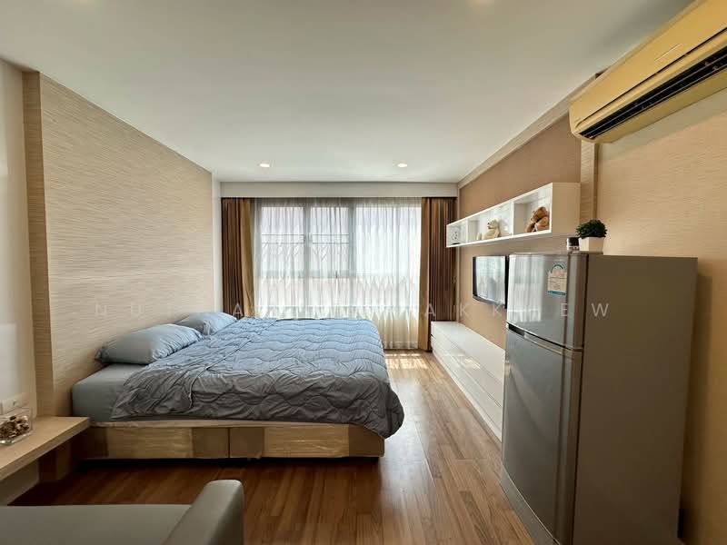 The Clover Thonglor Residence, Bangkok, Soi Sukhumvit 55, Khlong Tan Nua, Watthana, Bangkok, 2 Bedrooms, 78 sqm, Condo For Rent, by Nutnaree Nakkaew, 500300149 - DDproperty.com