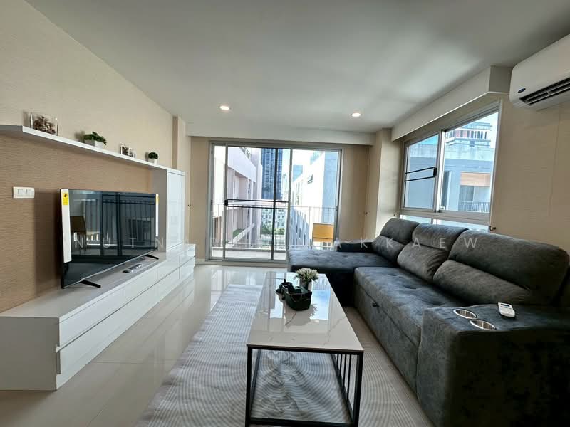 The Clover Thonglor Residence, Bangkok, Soi Sukhumvit 55, Khlong Tan Nua, Watthana, Bangkok, 2 Bedrooms, 78 sqm, Condo For Rent, by Nutnaree Nakkaew, 500300149 - DDproperty.com