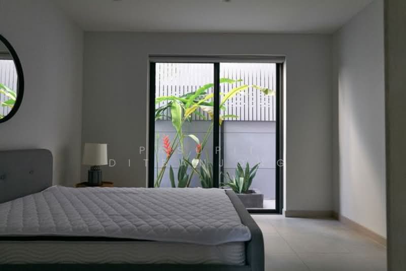 3-BR House, Bangkok, Khlong Tan Nua, Watthana, Bangkok, 3 Bedrooms, 220 sqm, Single Detached House For Rent, by Pasupit Ditbanjong, 500300155 - DDproperty.com