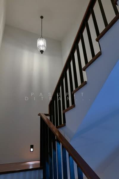 3-BR House, Bangkok, Khlong Tan Nua, Watthana, Bangkok, 3 Bedrooms, 220 sqm, Single Detached House For Rent, by Pasupit Ditbanjong, 500300155 - DDproperty.com