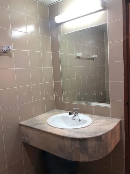 Aree Place Sukhumvit 26, Bangkok, Khong Tan, Khlong Toei, Bangkok, 2 Bedrooms, 105 sqm, Condo For Sale, by Shinyu Real Estate, 500300171 - DDproperty.com