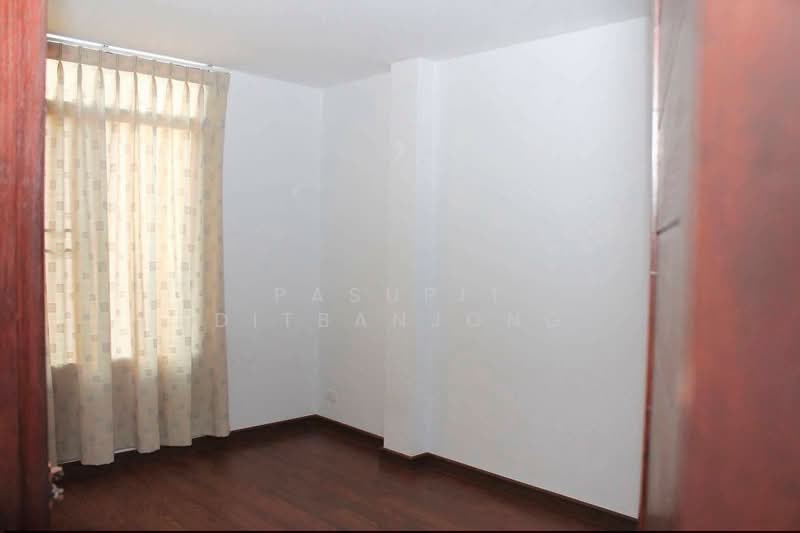 ทาวน์เฮ้าส์ 4-ห้องนอน, กรุงเทพ, สามเสนใน, พญาไท, กรุงเทพ, 325 ตร.ม., ทาวน์เฮ้าส์ ให้เช่า, โดย Pasupit Ditbanjong, 500300174 - DDproperty.com