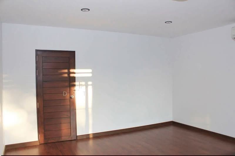 4-BR Townhouse, Bangkok, Samsen Nai, Phaya Thai, Bangkok, 4 Bedrooms, 325 sqm, Townhouse For Rent, by Pasupit Ditbanjong, 500300174 - DDproperty.com