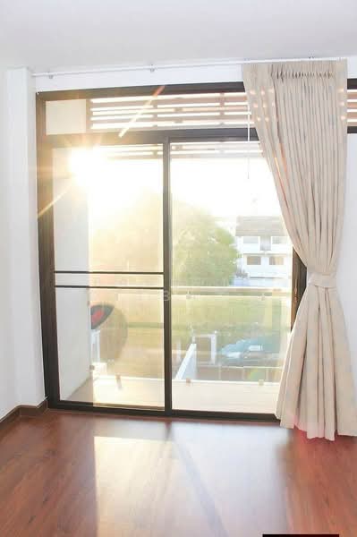 4-BR Townhouse, Bangkok, Samsen Nai, Phaya Thai, Bangkok, 4 Bedrooms, 325 sqm, Townhouse For Rent, by Pasupit Ditbanjong, 500300174 - DDproperty.com
