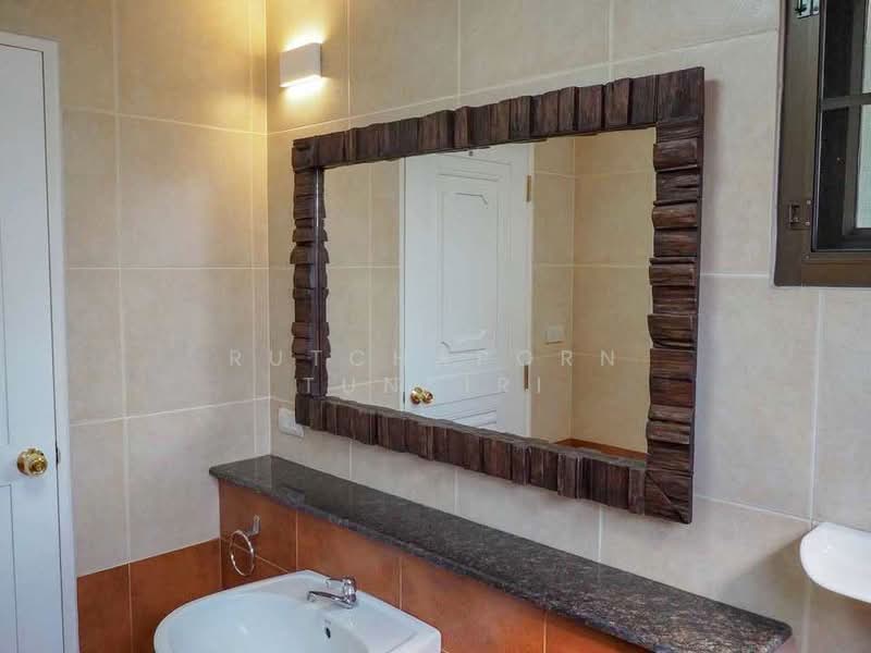 บ้านให้เช่า – ใกล้โรงเรียนนานาชาติ Meritton British ค่าเช่า 38,000 บาท / เดือน รหัสทรัพย์ No.9H1049, Chiang Mai, Nong Kwai, Hang Dong, Chiang Mai, 3 Bedrooms, 150 sqm, Single Detached House For Rent, by Rutchaporn Tunsiri, 500300179 - DDproperty.com