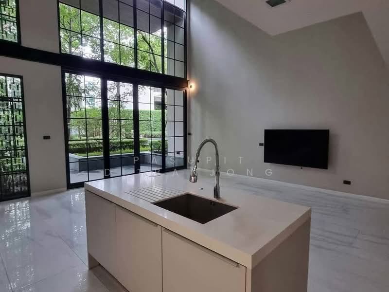 Quarter 31, Bangkok, 333 Soi Sukhumvit 31, Khlong Tan Nua, Watthana, Bangkok, Studio, 431 sqm, Townhouse For Rent, by Pasupit Ditbanjong, 500300189 - DDproperty.com