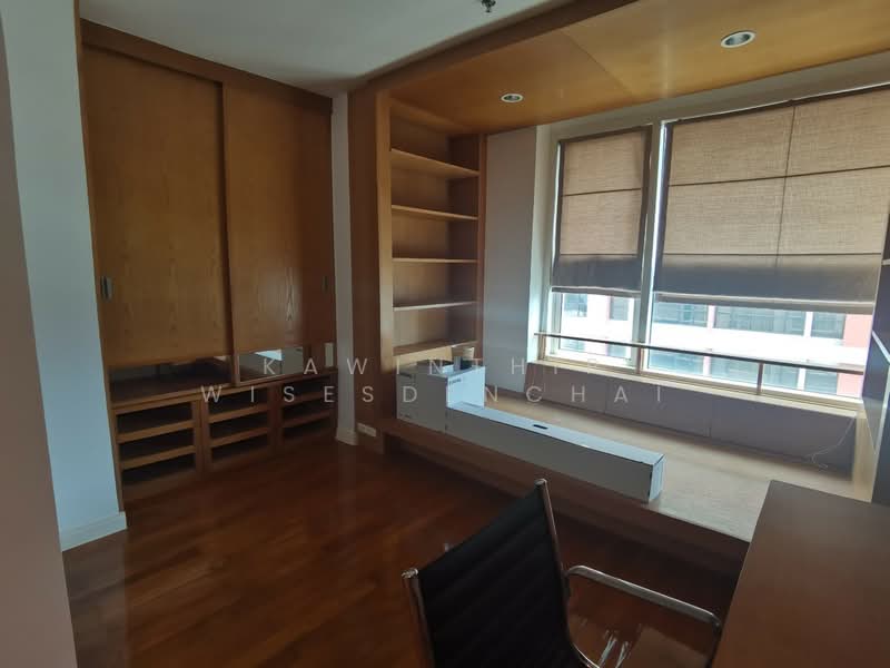 The Royal Saladaeng, Bangkok, 79 Saladaeng Road, Silom, Bang Rak, Bangkok, 3 Bedrooms, 162 sqm, Condo For Rent, by Kawinthip Wisesdenchai, 500300191 - DDproperty.com