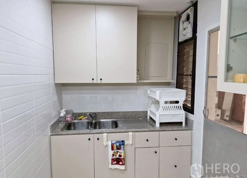 Sukhumvit Casa, Bangkok, Soi Sukhumvit 10, Khlong Toei, Bangkok, 3 Bedrooms, 212 sqm, Condo For Rent, by Hero Realtor Co., Ltd., 500300202 - DDproperty.com