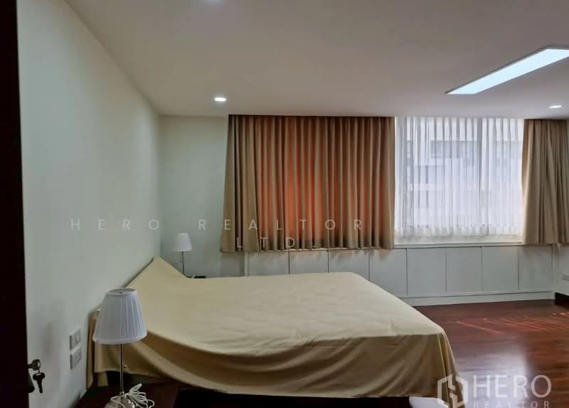 Sukhumvit Casa, Bangkok, Soi Sukhumvit 10, Khlong Toei, Bangkok, 3 Bedrooms, 212 sqm, Condo For Rent, by Hero Realtor Co., Ltd., 500300202 - DDproperty.com