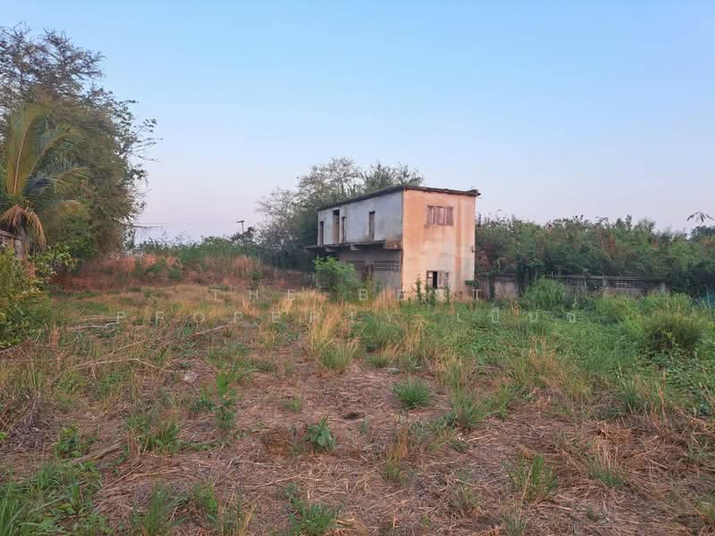 ที่ดินพร้อมสิ่งปลูกสร้างพยุหะคีรี นครสวรรค์, Nakhon Sawan, Phayuha, Phayuha Khiri, Nakhon Sawan, , 1,788 sqm, Land For Sale, by The Best Property เบ็นซ์, 500300213 - DDproperty.com
