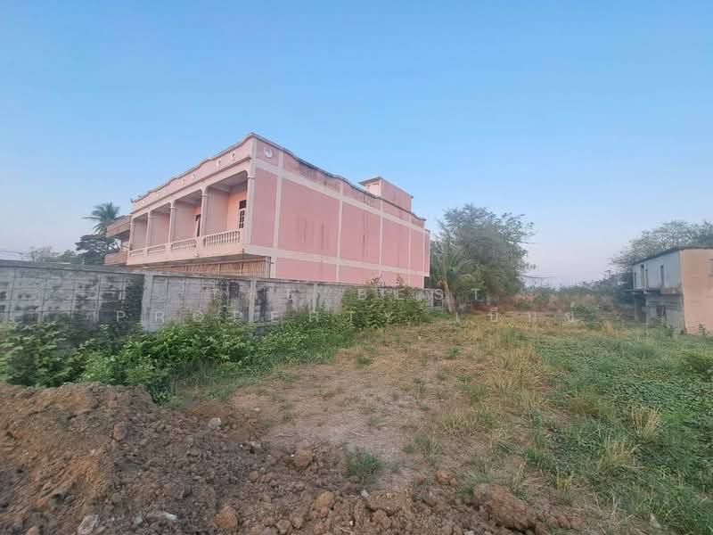 ที่ดินพร้อมสิ่งปลูกสร้างพยุหะคีรี นครสวรรค์, Nakhon Sawan, Phayuha, Phayuha Khiri, Nakhon Sawan, , 1,788 sqm, Land For Sale, by The Best Property เบ็นซ์, 500300213 - DDproperty.com