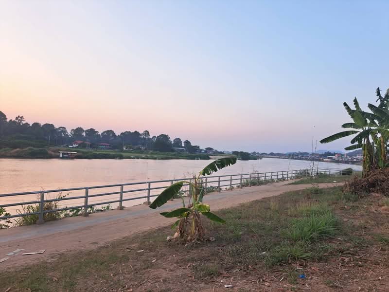 ที่ดินพร้อมสิ่งปลูกสร้างพยุหะคีรี นครสวรรค์, Nakhon Sawan, Phayuha, Phayuha Khiri, Nakhon Sawan, , 1,788 sqm, Land For Sale, by The Best Property เบ็นซ์, 500300213 - DDproperty.com