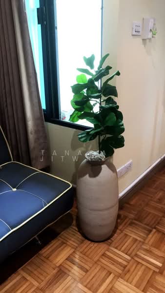 Sathorn Gardens : สาธร การ์เด้นส์, กรุงเทพ, 39 ถนนสาธรใต้, ทุ่งมหาเมฆ, สาทร, กรุงเทพ, 87 ตร.ม., คอนโด ให้เช่า, โดย Tanapat Jitwatcharakomol, 500300225 - DDproperty.com