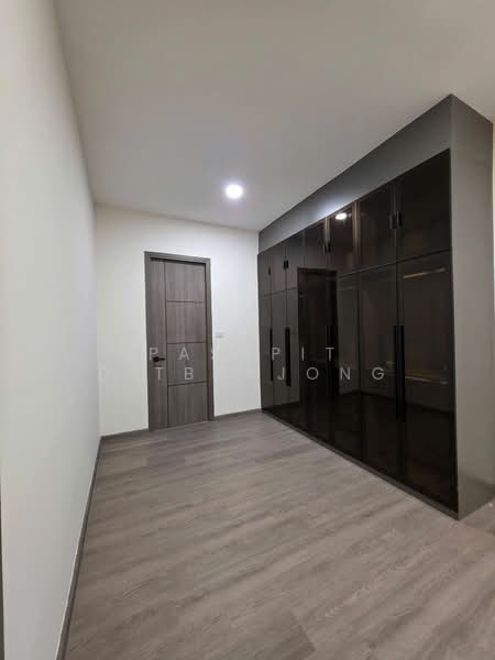 3-BR House, Bangkok, Bang Chak, Phra Khanong, Bangkok, 3 Bedrooms, 250 sqm, Single Detached House For Sale, by Pasupit Ditbanjong, 500300243 - DDproperty.com