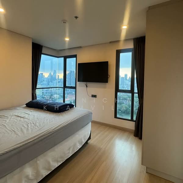 Lumpini Suite Phetchaburi-Makkasan, Bangkok, 1515 Phetchaburi Rd, Makkasan, Ratchathewi, Bangkok, 2 Bedrooms, 62 sqm, Condo For Rent, by Natnicha Khamvilai, 500300246 - DDproperty.com