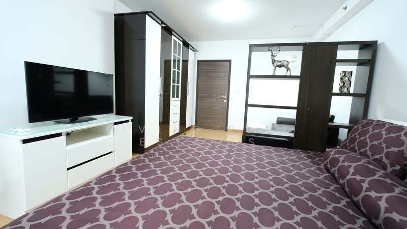 Supalai Park Ekkamai-Thonglor, Bangkok, Petchaburi Road, Bang Kapi, Huai Khwang, Bangkok, Studio, 34 sqm, Condo For Rent, by Living Real Estates, 500300255 - DDproperty.com