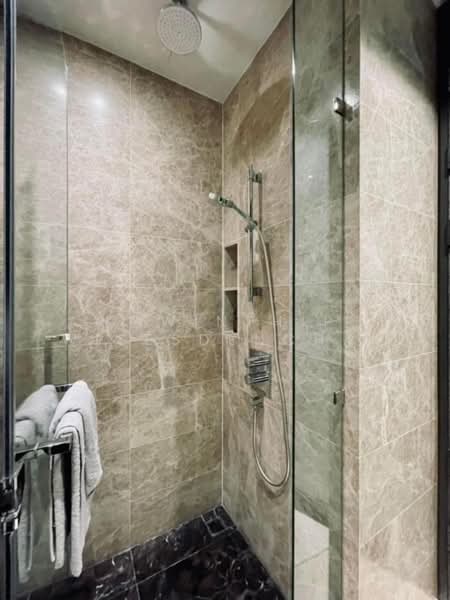 28 Chidlom, Bangkok, 28 Chit Lom Alley, Lumphini, Pathum Wan, Bangkok, 2 Bedrooms, 75 sqm, Condo For Rent, by Kawinthip Wisesdenchai, 500300297 - DDproperty.com