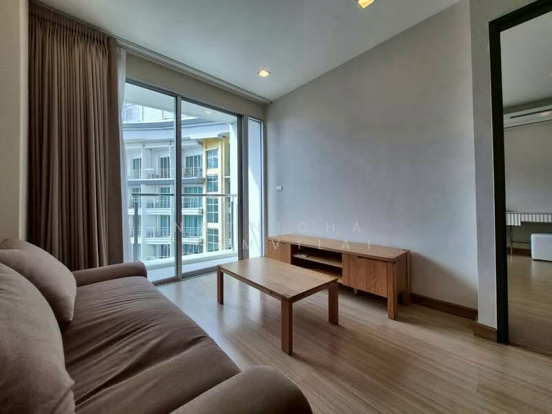 Sky Walk Residences, Bangkok, 1599 Sukhumvit Road, Phra Kanong Nua, Watthana, Bangkok, 2 Bedrooms, 60 sqm, Condo For Rent, by Natnicha Khamvilai, 500300305 - DDproperty.com