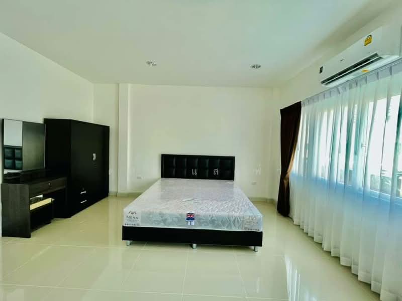 ให้เช่าทาวน์โฮม 2 ชั้น ม.เซนสิริสปอร์ตทาวน์ แหลมฉบัง ศรีราชา, Chon Buri (Pattaya), Thung Suk La, Si Racha, Chon Buri (Pattaya), 3 Bedrooms, 80 sqm, Townhouse For Rent, by Dusit Saengfa, 500300308 - DDproperty.com