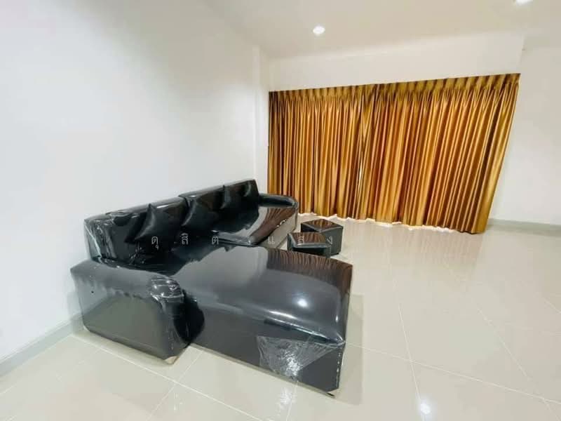 ให้เช่าทาวน์โฮม 2 ชั้น ม.เซนสิริสปอร์ตทาวน์ แหลมฉบัง ศรีราชา, Chon Buri (Pattaya), Thung Suk La, Si Racha, Chon Buri (Pattaya), 3 Bedrooms, 80 sqm, Townhouse For Rent, by Dusit Saengfa, 500300308 - DDproperty.com