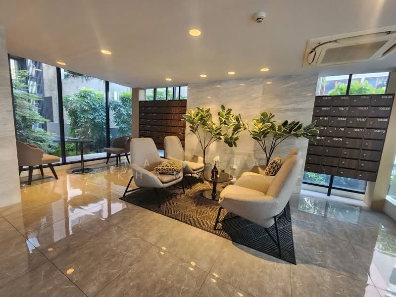 The Teak Sathorn-Lumpini, Bangkok, 108 Soi Sri Bamphen, Chong Nonsi, Yan Nawa, Bangkok, 1 Bedroom, 29 sqm, Condo For Rent, by Natnicha Khamvilai, 500300323 - DDproperty.com