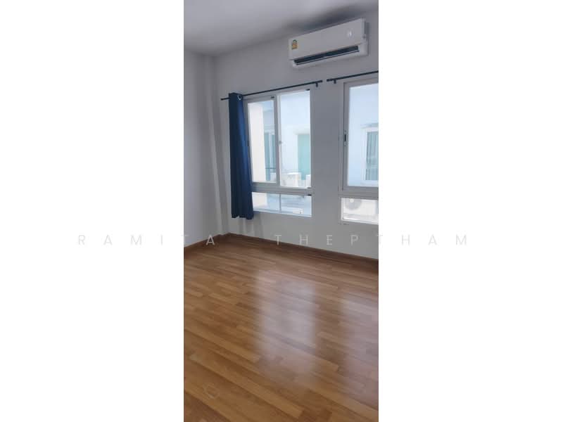 Baan Klang Muang Urbanion Rama 9-Ladprao, Bangkok, Soi Ladprao 84, Ladprao Road, Wang Thonglang, Bangkok, 3 Bedrooms, 240 sqm, Townhouse For Rent, by Ramita  Theptham, 500300324 - DDproperty.com