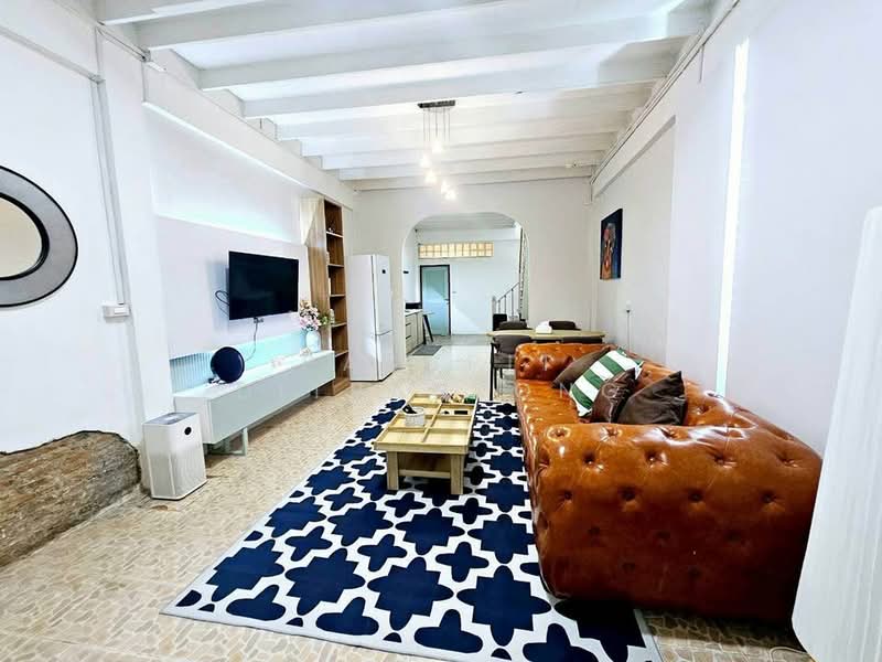 3-BR Townhouse, Bangkok, Bang Chak, Phra Khanong, Bangkok, 3 Bedrooms, 165 sqm, Townhouse For Rent, by Pasupit Ditbanjong, 500300331 - DDproperty.com